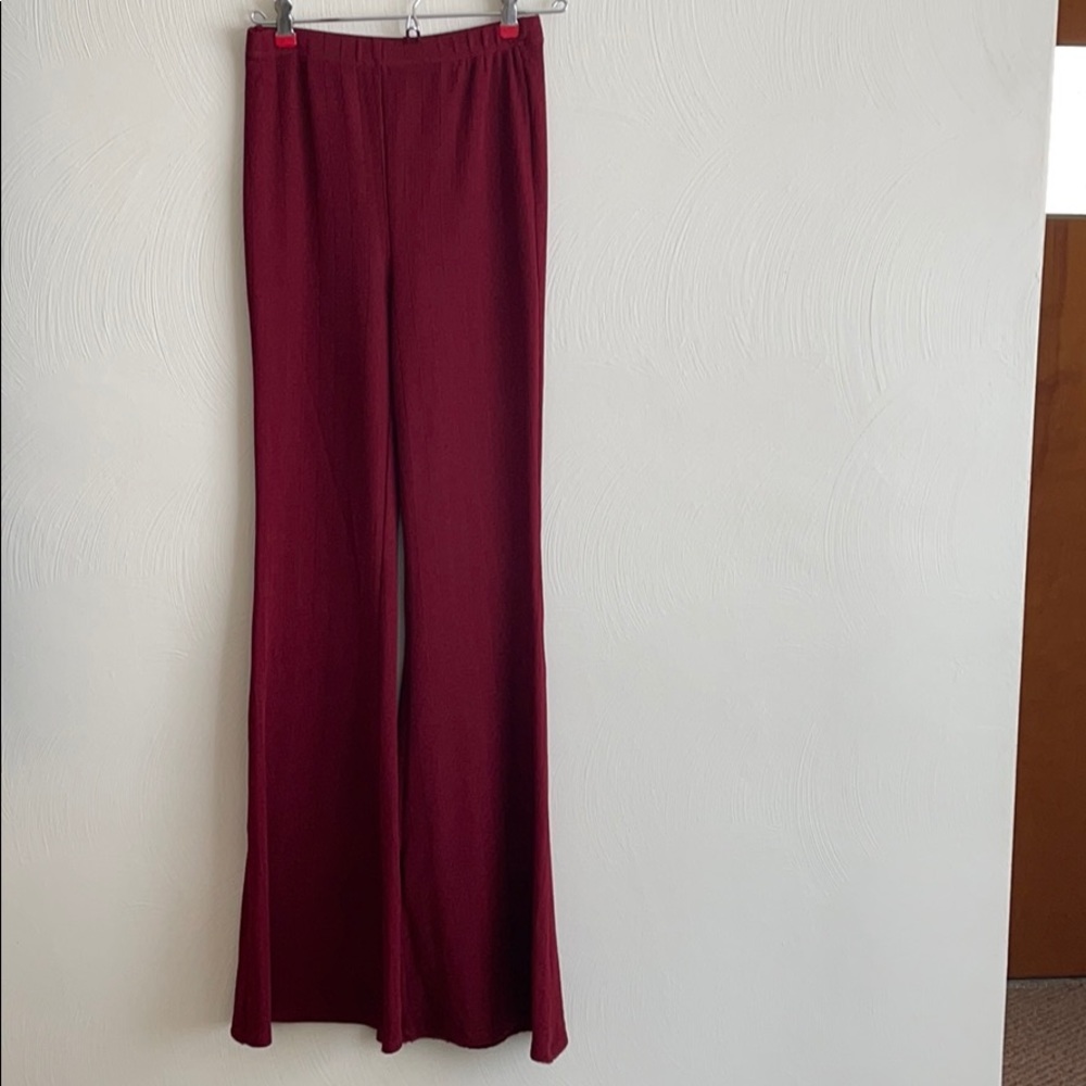 Forever 21 Maroon bell-bottom pants, size small